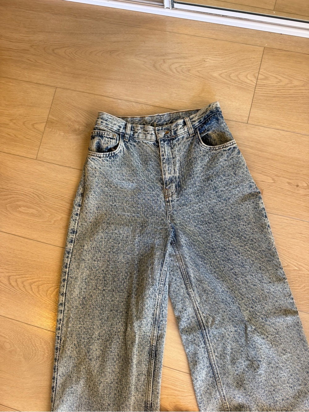 Zara High-Rise Wide Leg Jeans - Light Acid Wash Blue